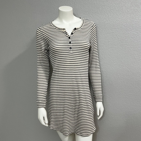 Madewell Dresses & Skirts - Madewell Striped Dress
